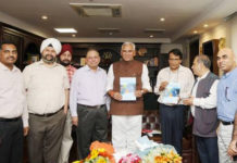 Commerce Minister unveils strategy paper on computer software, electronics exports