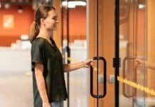 Hikvision’s Speed Gate and Turnstile offer Bespoke Entrance Control Solutions for Various Applications