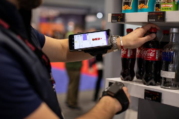 Honeywell global survey finds Indian retailers leading the way on AI adoption